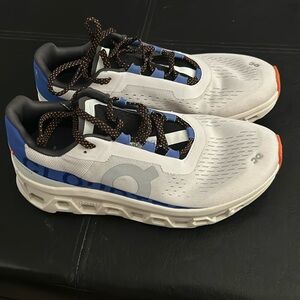 Cloud monster women's size 9.5